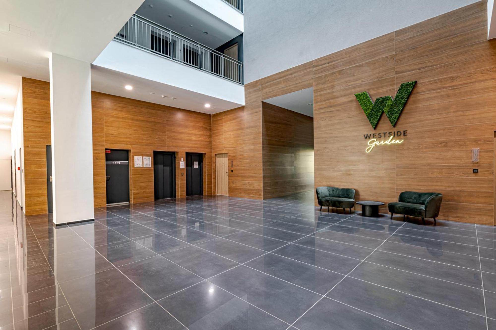 Urban Spirit Westside Apartment Budapest